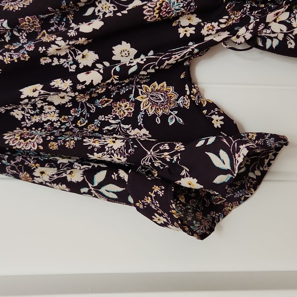 Belted Romper - Size M - Picture 3 of 4